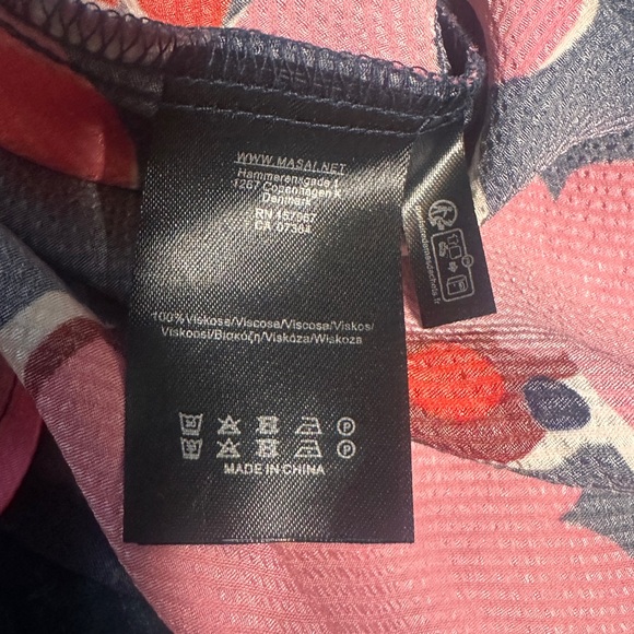 Masai Size M Button-Down Shirt - Picture 5 of 6